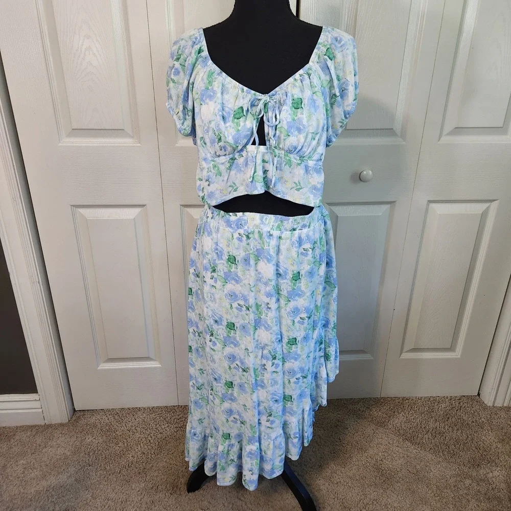 Blue Floral 2 Piece‎ Set Crop Top Midi Skirt XXXL 21 Plus SZ Cottagecore Prairie